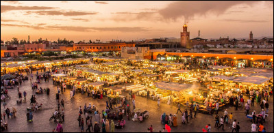 Pour commencer, quelle langue parle-t-on majoritairement au Maroc ?