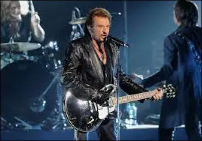 Qui a écrit les paroles de la chanson "Allumer le feu" de Johnny Hallyday ?