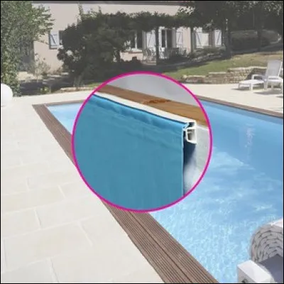 Comment se nomme le revêtement plastique qui étanchéifie une piscine ?