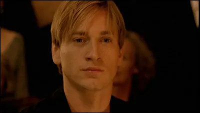 Quelle célébrité a joué dans "La Tête haute" ?