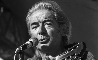 Qui est cet interpr&egrave;te de la chanson ''Les soupirs'' en 1964 ?