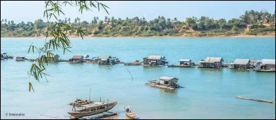 Géographie : Quel est ce fleuve qui coule au Cambodge ?