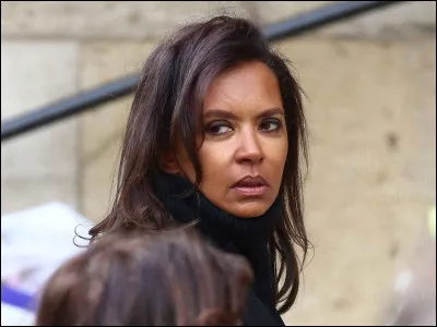 Qui est cette animatrice de télévision ?