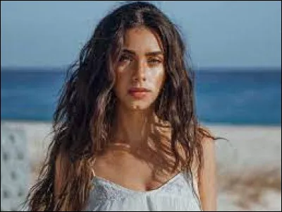 Quel est le nom de cette actrice ?