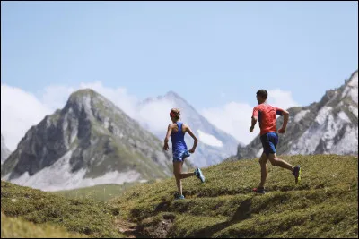 Tu es en situation dangereuse. Tu as trois choix. Tu peux sauver ton ex, ton ou ta meilleur(e) ami(e) ou un million d'euros. Que choisis-tu ?