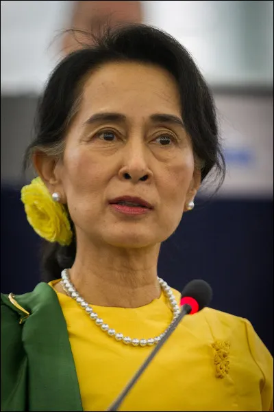 Aung San Suu Kyi : Quelle information est inexacte ?