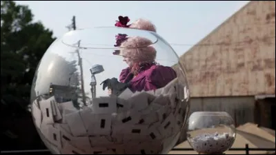 Le jour du tirage au sort, combien y avait-il de bulletin(s) à son nom ?