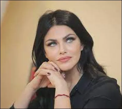 Quel est le nom de cette actrice ?