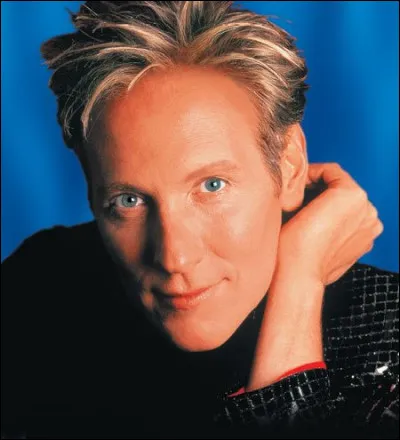 Sous quel nom Roger Marie François Jouret est-il connu ?