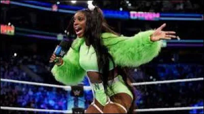 Qui est cette catcheuse ?