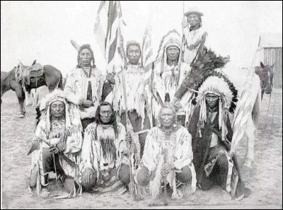 Qui sont ces indiens appelés ''corbeaux'' ?