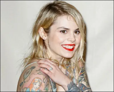 Qui est cette auteure-compositrice et interprète de la chanson ''Corbeau'' ?