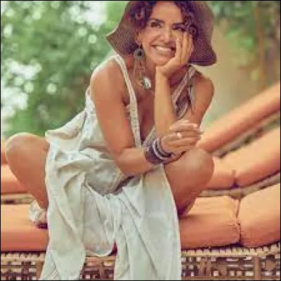 Quel est le nom de cette actrice ?