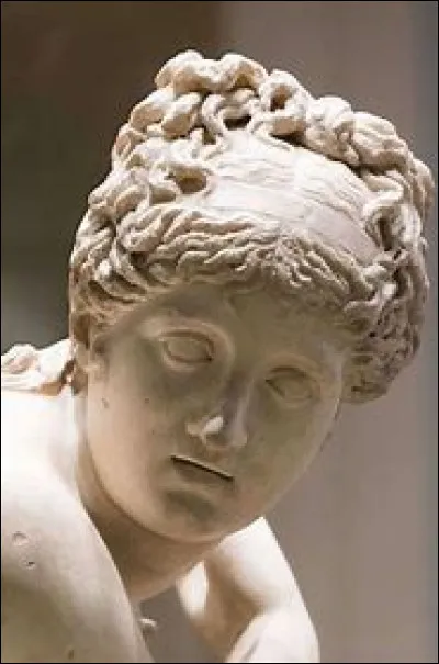 Comment se nomme la déesse de la beauté ?