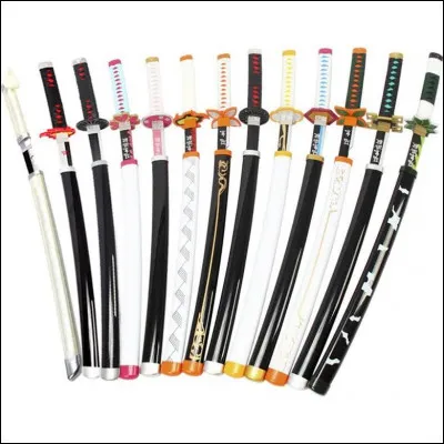 Quelle est la couleur de la lame du katana de Tanjiro ?