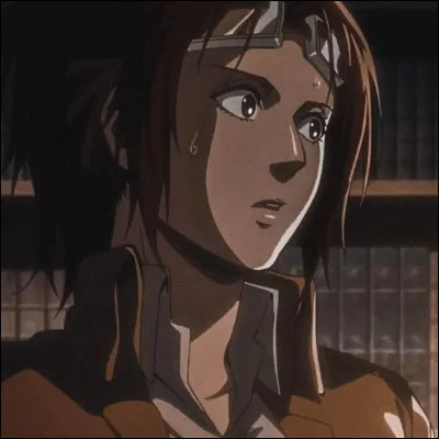 2 - À l'intérieur de quel mur habite Hanji Zoe à la base ?