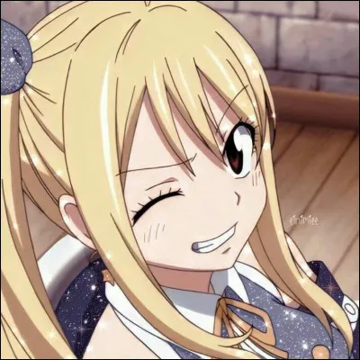 1 - Par quoi est particulièrement passionnée Lucy Heartfilia ?