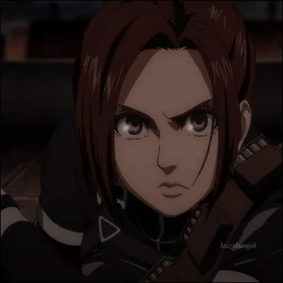 24 - Comment s'appelle la sur adoptive de Sasha Braus ?