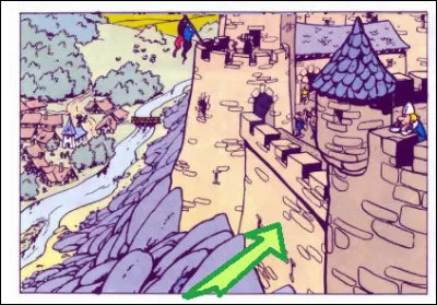 Désignée sous le terme général de "rempart", cette partie de la construction reliant deux tours est appelée plus précisément [... ?...]