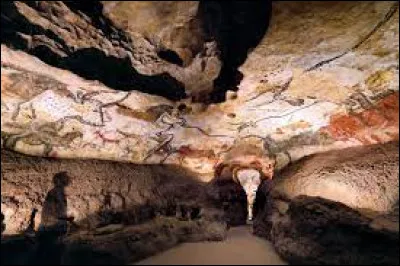 Les grottes de Lascaux : Quelle affirmation est inexacte ?