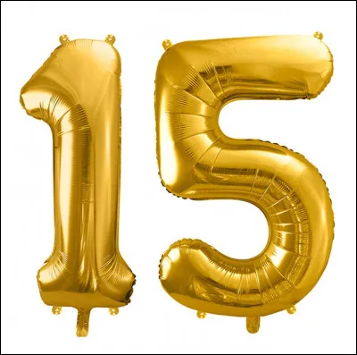 Combien y a-t-il de pommes dans 15 paniers de 15 pommes chacun ?