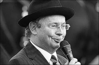 Co-animateur du jeu Pyramide avec Marie Ange Nardi, c'est Laurent ...