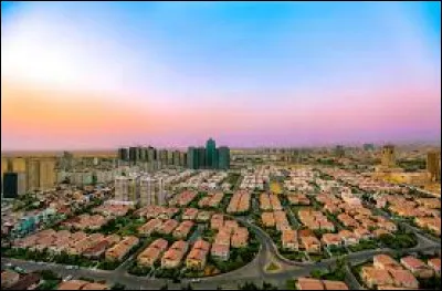 Irak, Iran, purée, je m'y perds, mais je pense que la capitale de l'Irak est Téhéran.