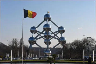 Quelle était la densité de population de la Belgique en 2021 ?