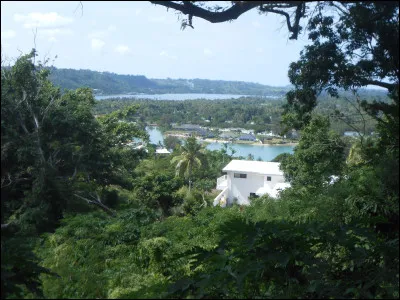 En quelle année le Vanuatu obtient-il son indépendance ?