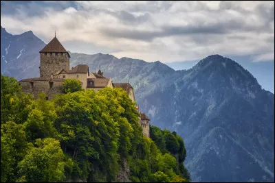 Où se situe le Liechtenstein ?