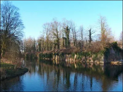 Quel cyclone tue 92 personnes à Madagascar en février 2022 ?