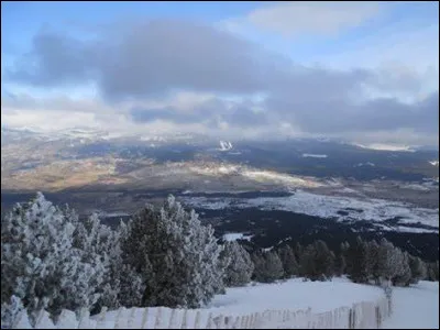 Lequel de ces pays n'a pas été touché par de violents orages en août 2022 ?