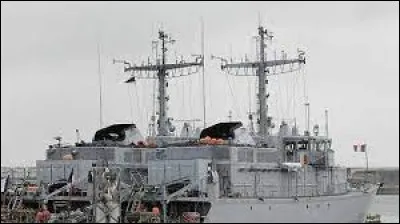 Sagittaire (23 novembre - 21 d&eacute;cembre) : Durant quelle d&eacute;cennie a &eacute;t&eacute; lanc&eacute; ce bateau de la Marine fran&ccedil;aise nomm&eacute; "Sagittaire" ?