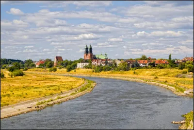 La Warta est une rivière longue de 800 km : dans quel pays coule-t-elle ?