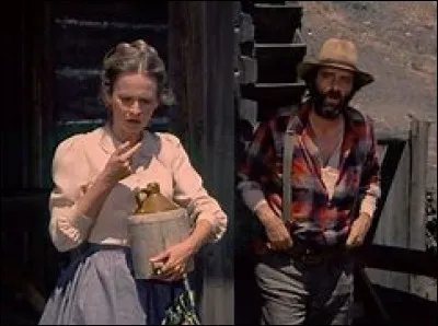 Avant que meure la mère biologique d'Alicia, que lui demande-t-elle ?