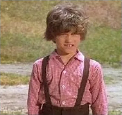 Dans l'épisode ''Tricherie'' qui va tricher avec Nellie ?