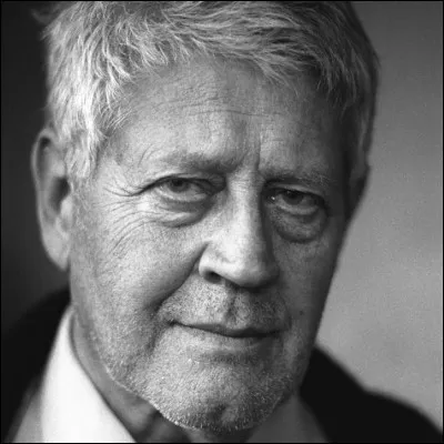 Qui est cet auteur de la BD ''Et nous reparlerons des gentilshommes de fortune'', une des aventures de Corto Maltese ?