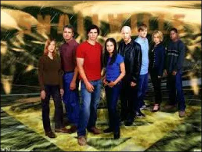 Dans le dernier épisode "Avis de tempête" (21), quel personnage annonce qu'il va partir pour intégrer les Marines ?