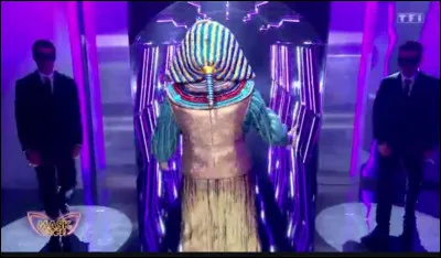 Qui était derrière le pharaon et qui a été démasqué le mardi 13 septembre 2022 ?