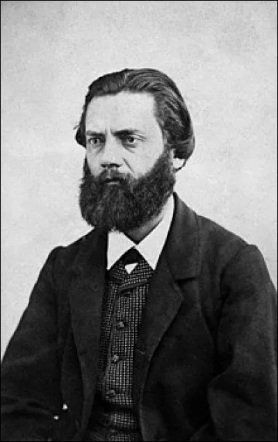 Louise Michel a été une grande amie de l'écrivain Jules Vallès.