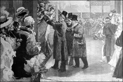 Louise Michel a uvré pendant la Commune de Paris.