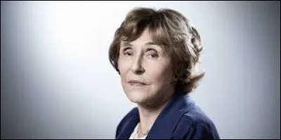 Qui était président quand Édith Cresson fut élue Première ministre, et devint ainsi la première femme à accéder à cette fonction en France ?