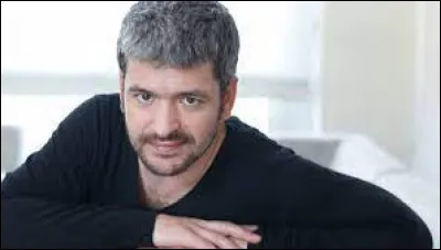 Lequel de ces titres appartient au répertoire de l'auteur-compositeur-interprète Grégoire ?