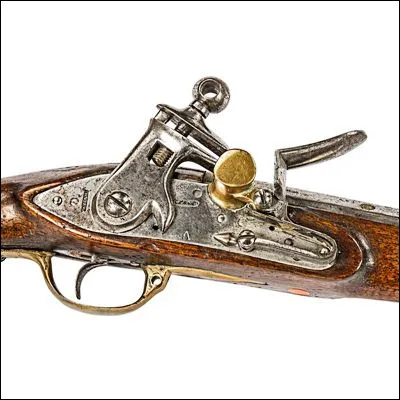 Quel min&eacute;ral siliceux &eacute;tait utilis&eacute; comme percuteur dans les fusils ?