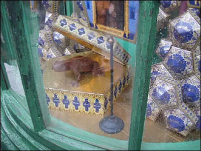 Où se rend-il pour l'anniversaire de Dudley ?