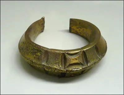 "La Bal des lucioles", 4 courts métrages d'animation, sorti en France le 29 octobre 2008, est un film...