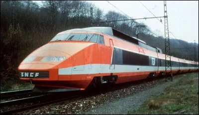 Au cours de quelle d&eacute;cennie le premier TGV (train &agrave; grande vitesse) a-t-il &eacute;t&eacute; mis en service ?