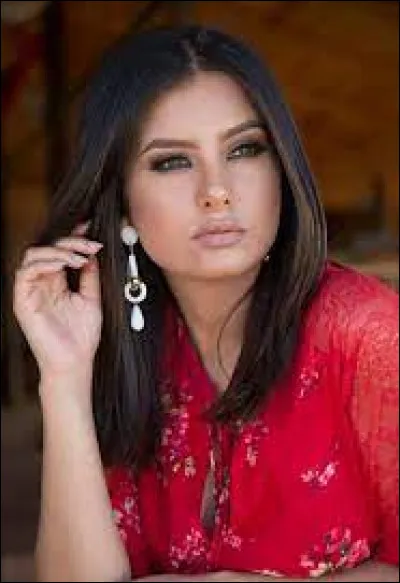 Quel est le nom de cette actrice ?