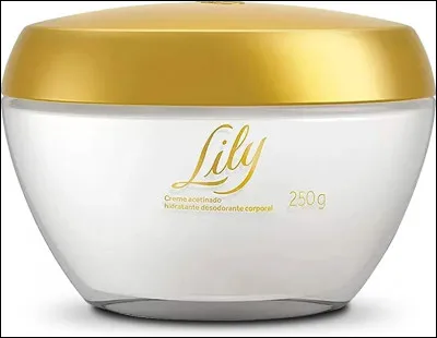 Qui chantait "Lily" ?