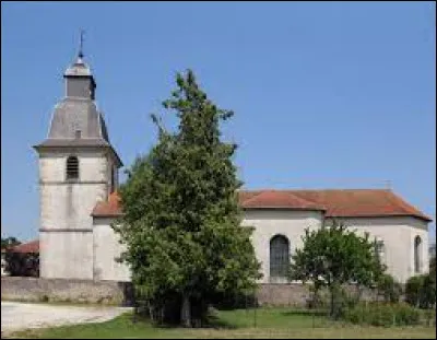 Vous avez sur cette image l'église Saint-Quentin, à Houécourt. Village de l'arrondissement de Neufchâteau, il se situe dans le département ...